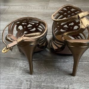 Ellie Tahari shoes 37.5